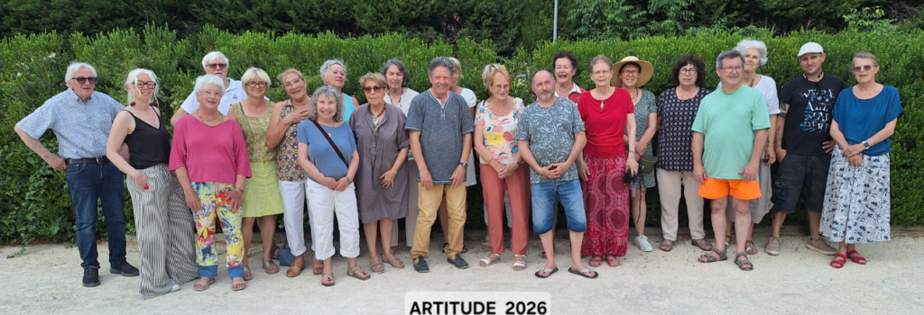 Photo montrant les artistes exposants à Artitude 2026 de Calvisson.